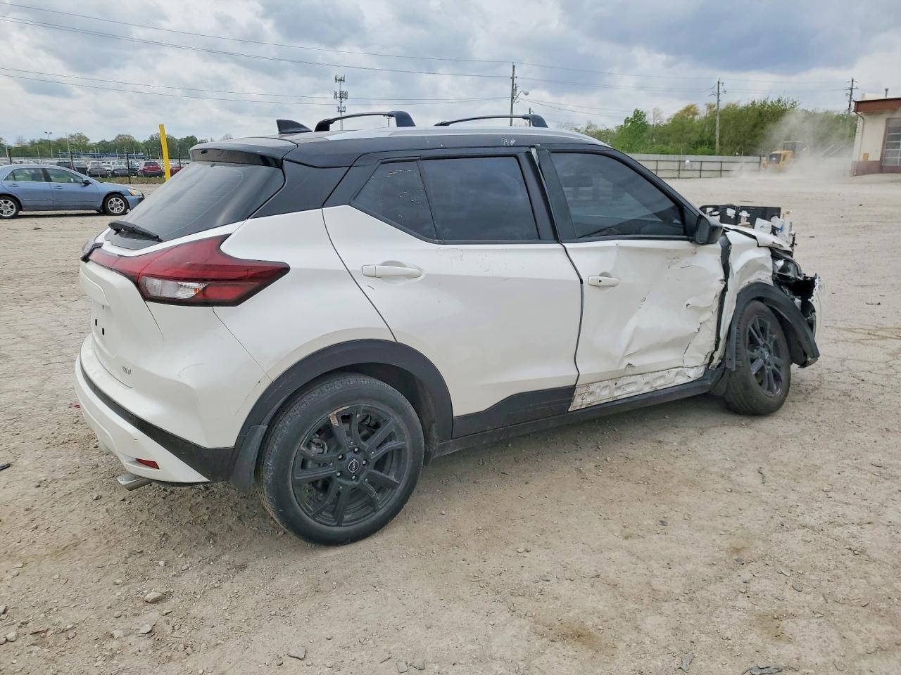 2023 NISSAN KICKS SV — снимка 3
