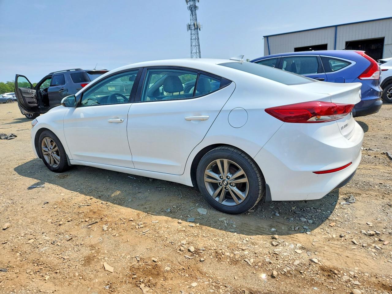 2017 HYUNDAI ELANTRA SE — снимка 2