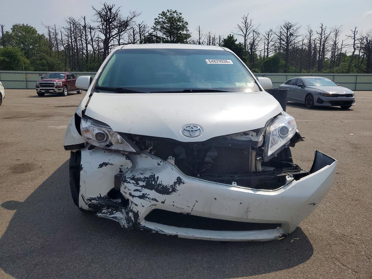 2015 TOYOTA SIENNA XLE 8-PASSENGER — снимка 5