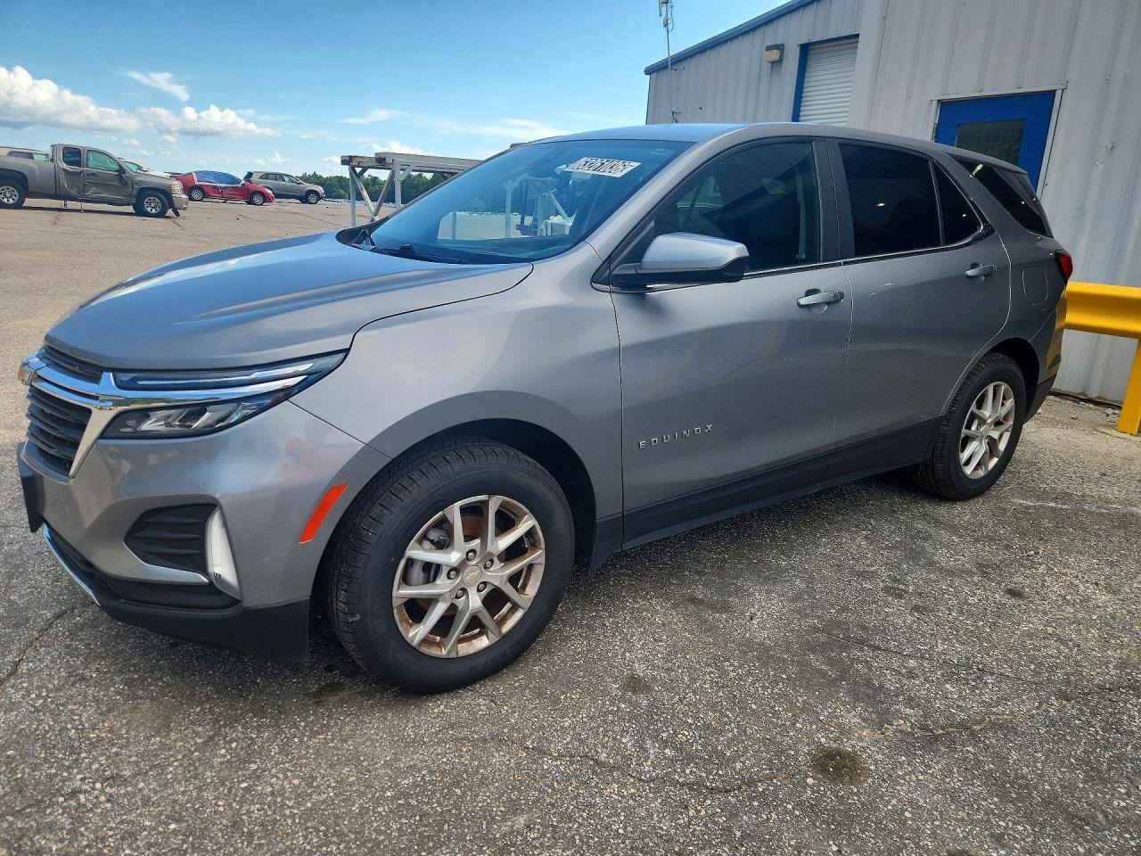 2023 CHEVROLET EQUINOX LT