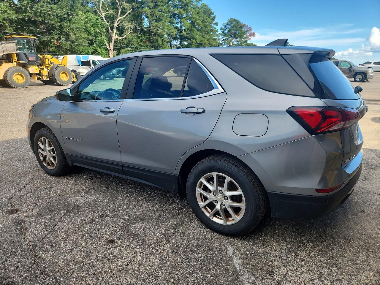 2023 CHEVROLET EQUINOX LT — снимка 2