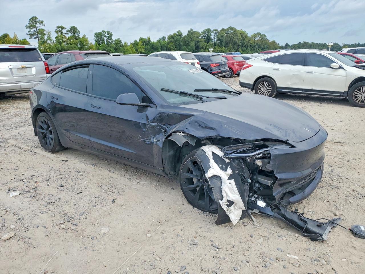 2025 TESLA MODEL 3 — снимка 4