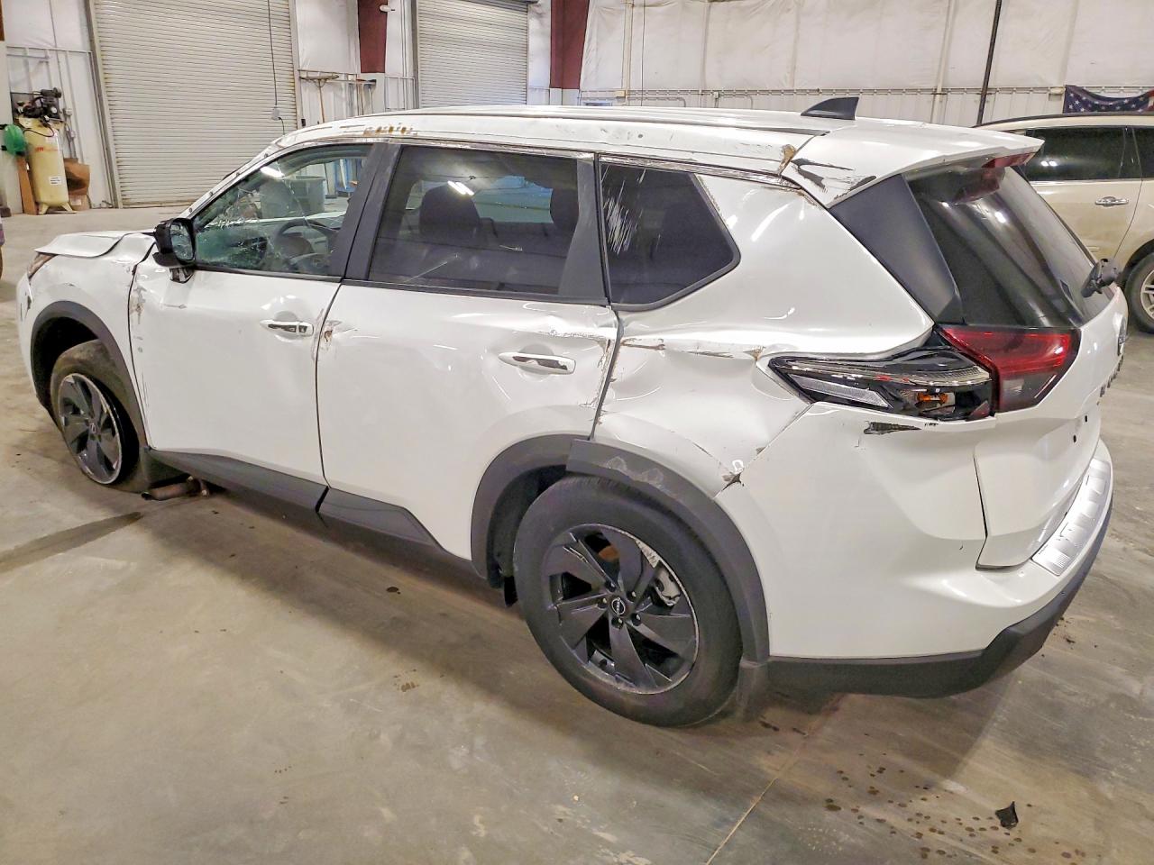 2026 NISSAN ROGUE SV — photo 2
