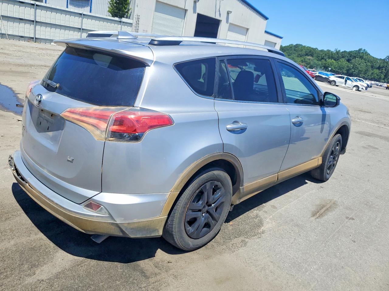 2016 TOYOTA RAV4 LE — снимка 3