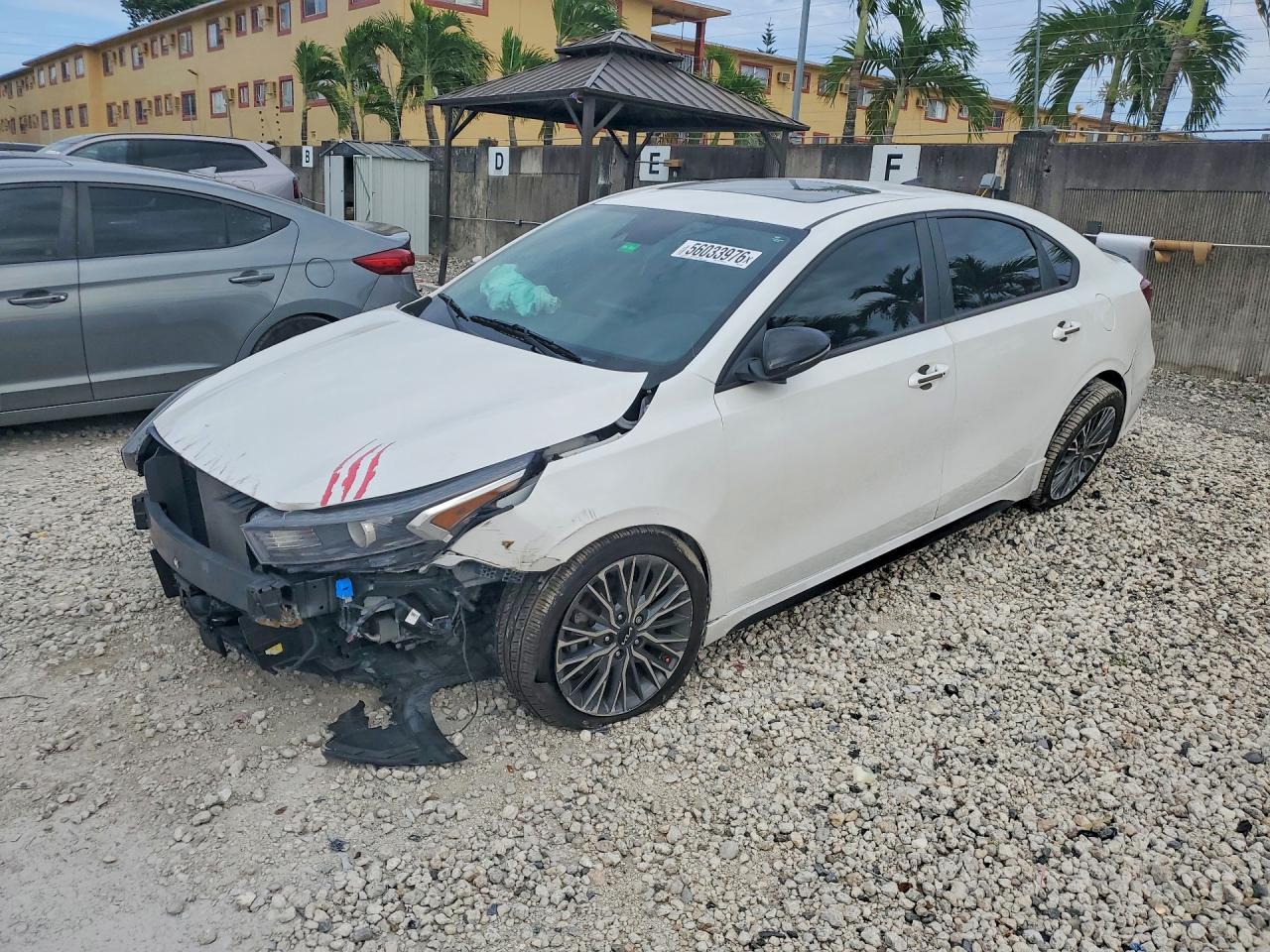 2022 KIA FORTE GT LINE