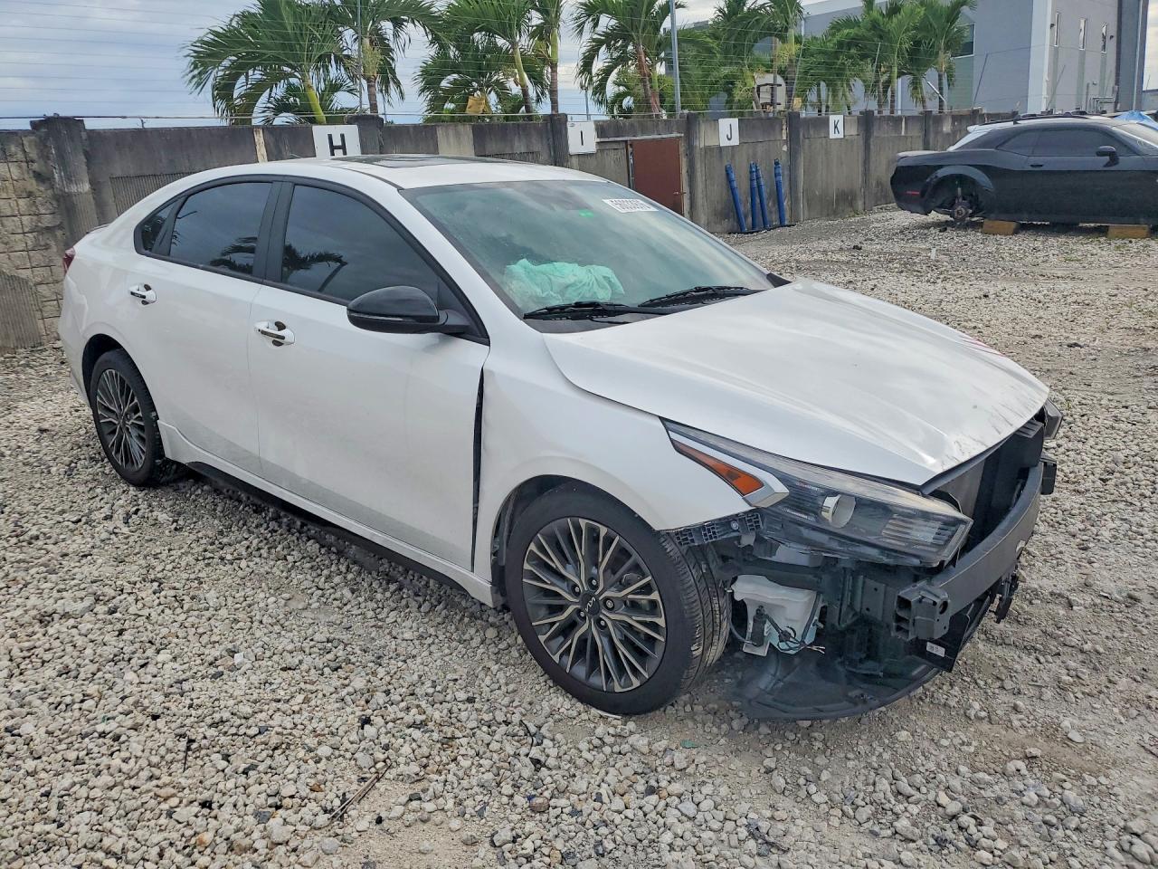 2022 KIA FORTE GT LINE — снимка 4