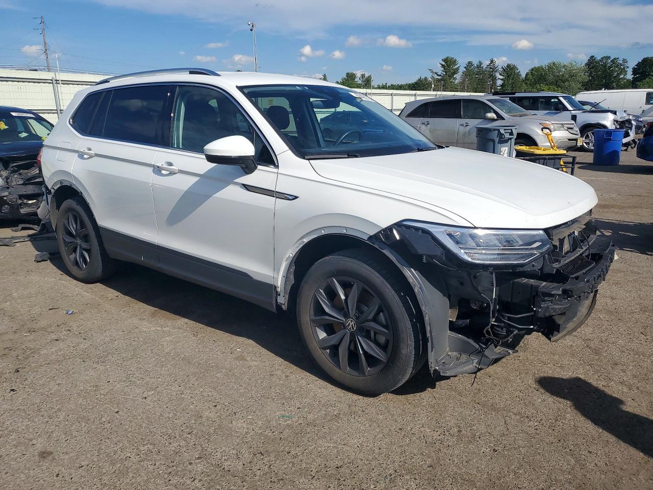 2024 VOLKSWAGEN TIGUAN SE — снимка 4