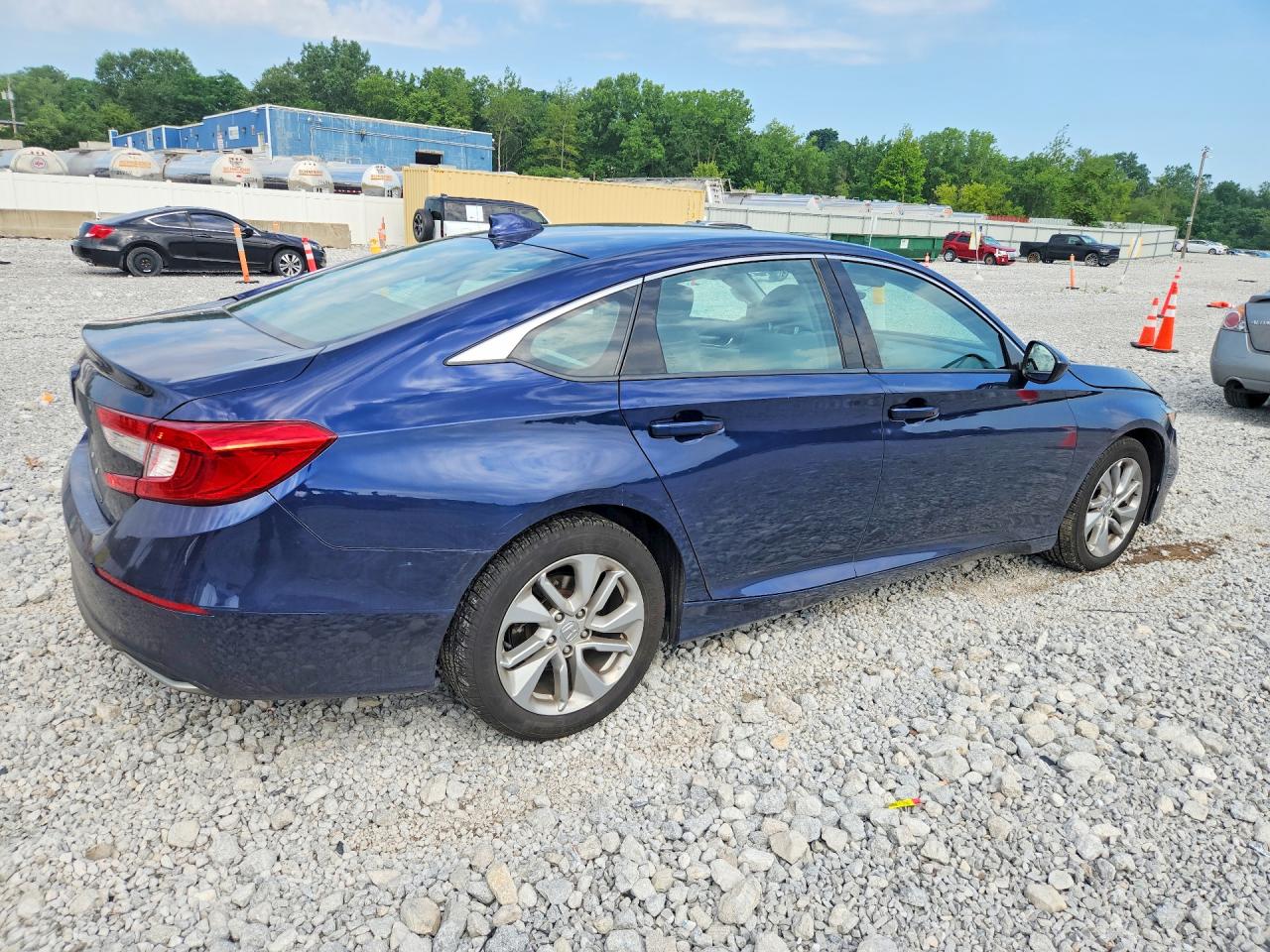 2018 HONDA ACCORD LX — снимка 3