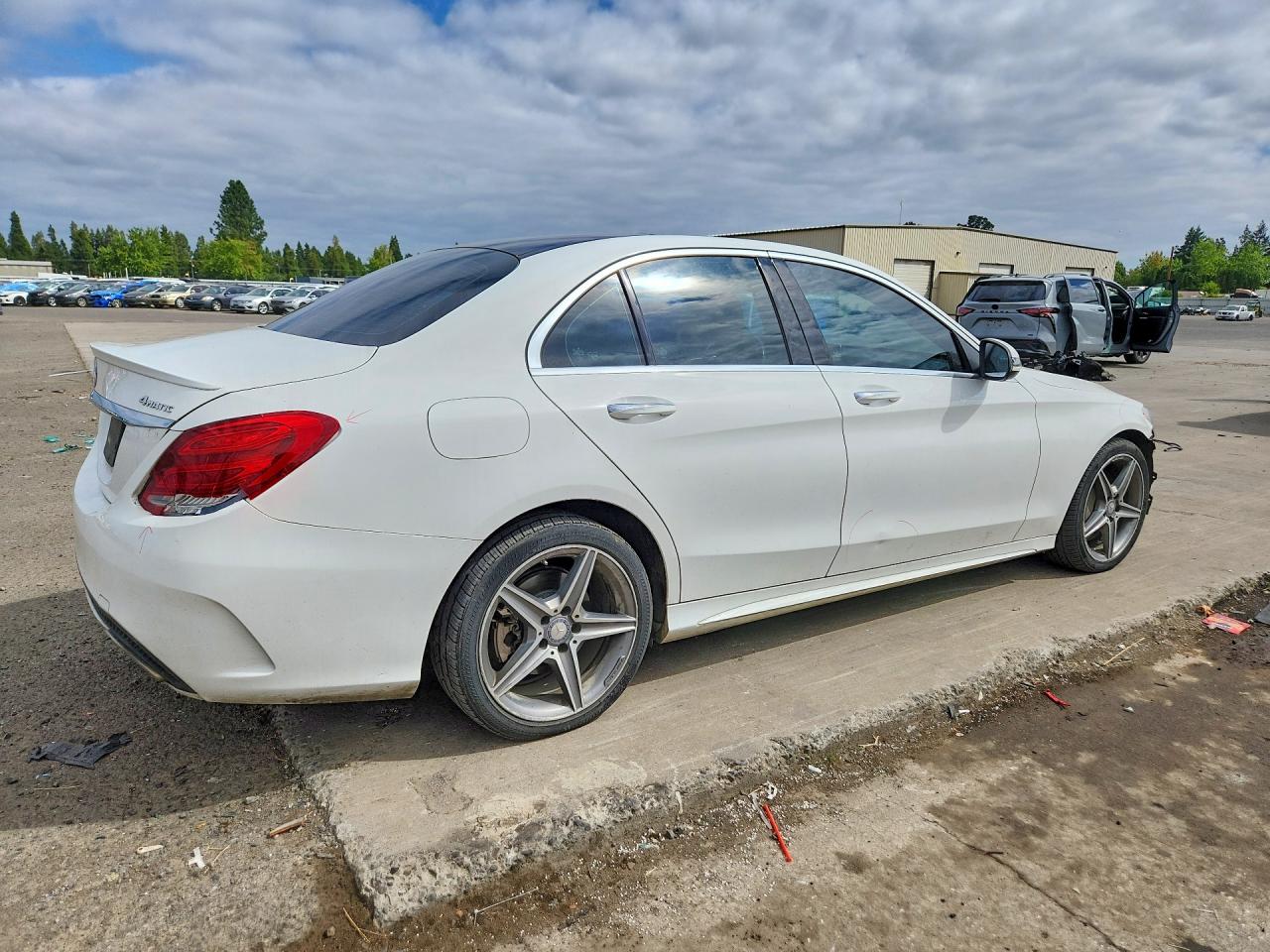2017 MERCEDES-BENZ C 300 4MATIC — снимка 3