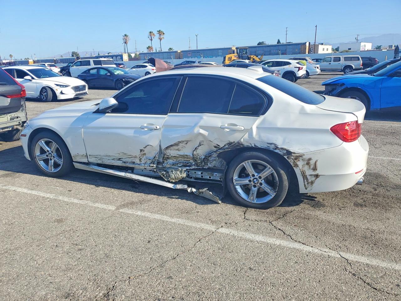 2013 BMW 328 I — снимка 2