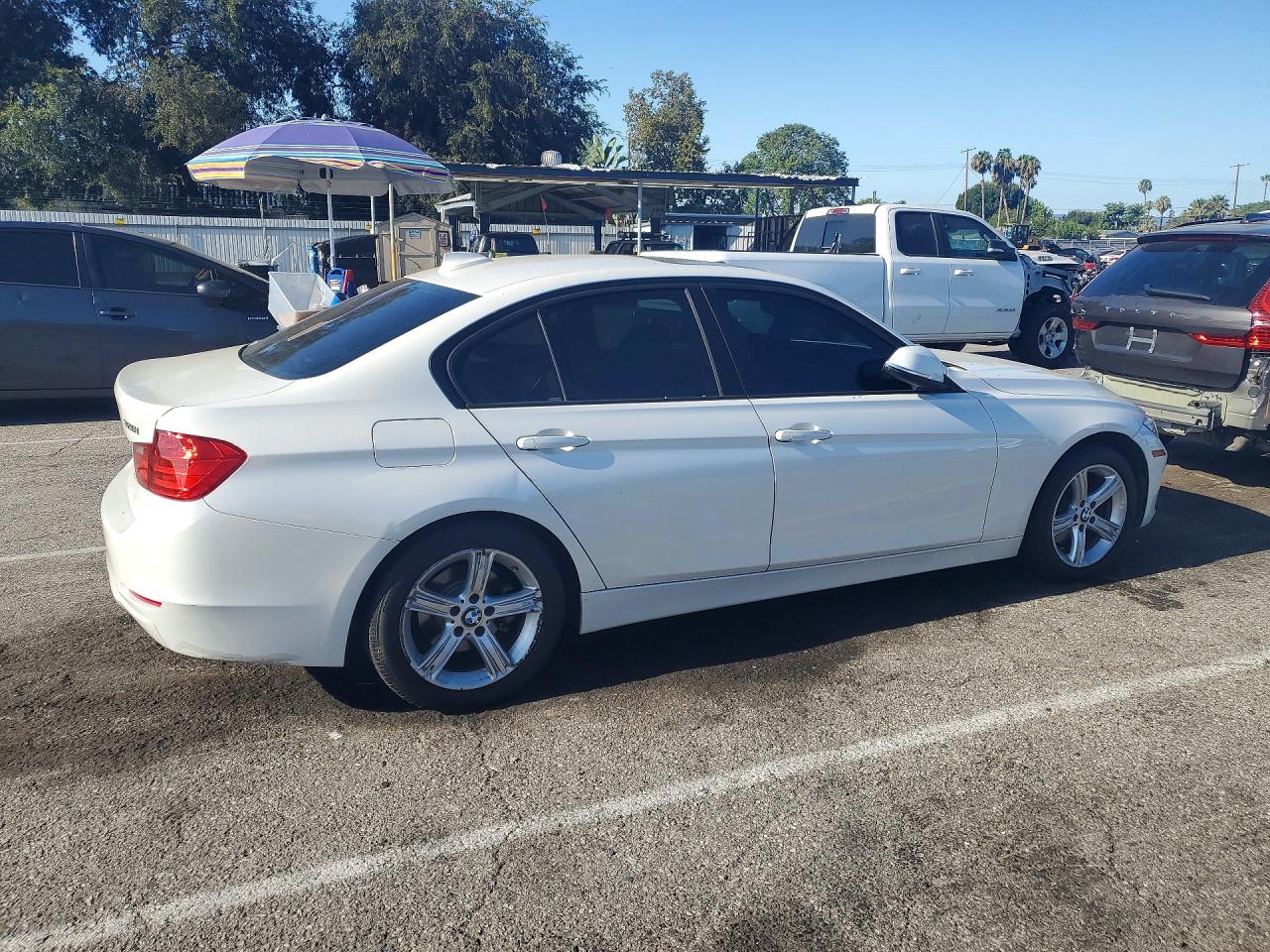 2013 BMW 328 I — снимка 3