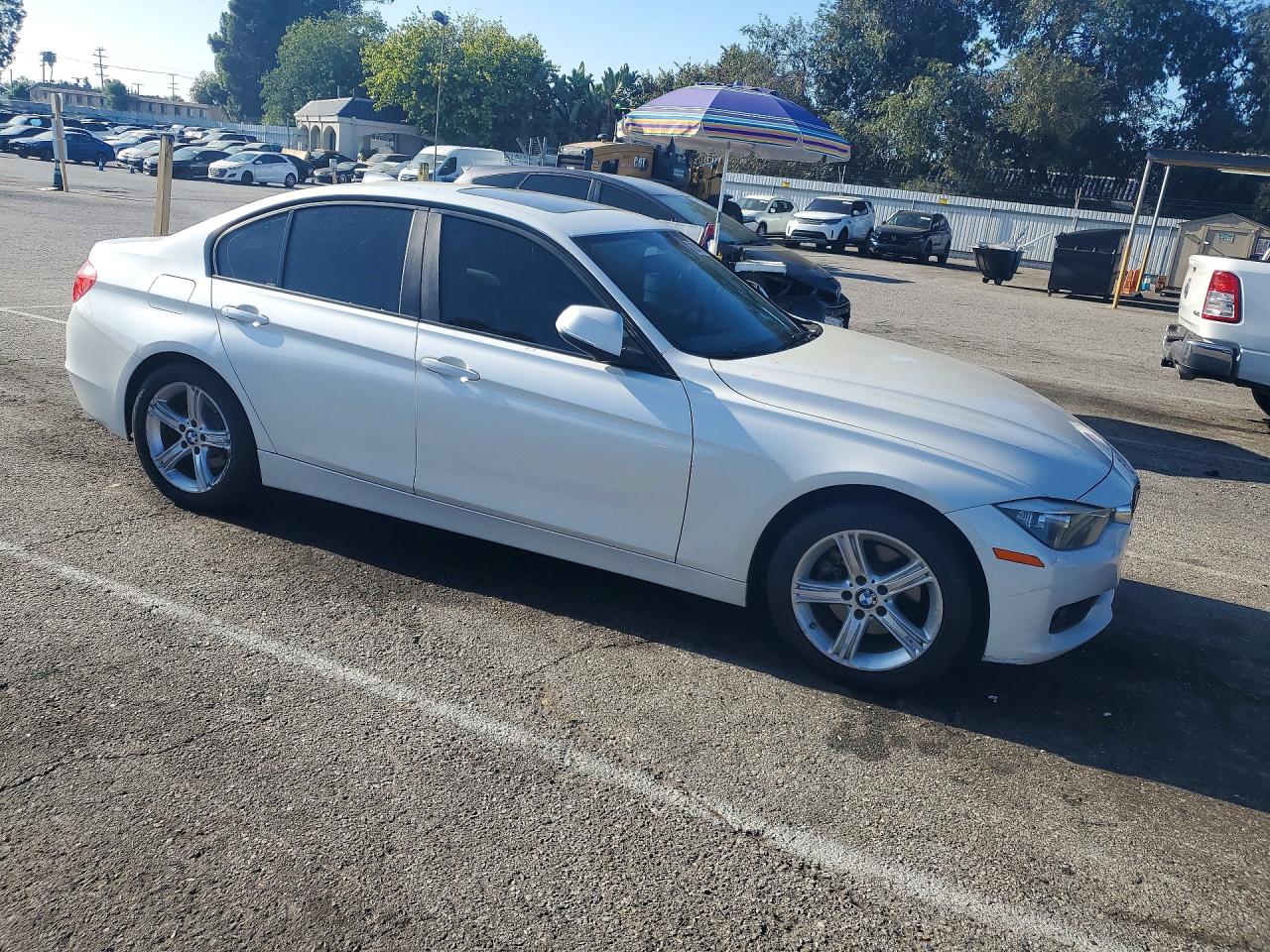 2013 BMW 328 I — снимка 4