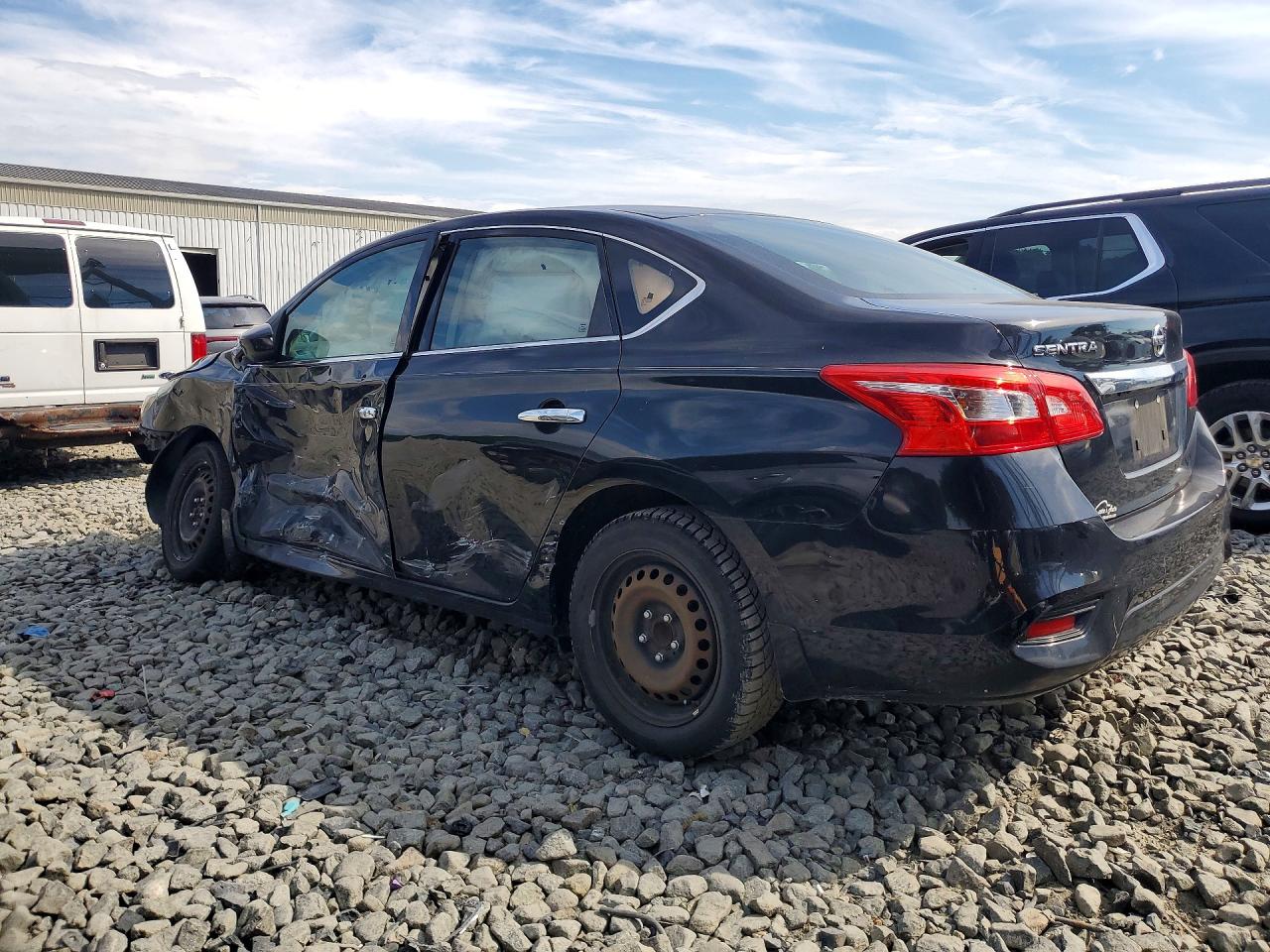 2018 NISSAN SENTRA S — снимка 2