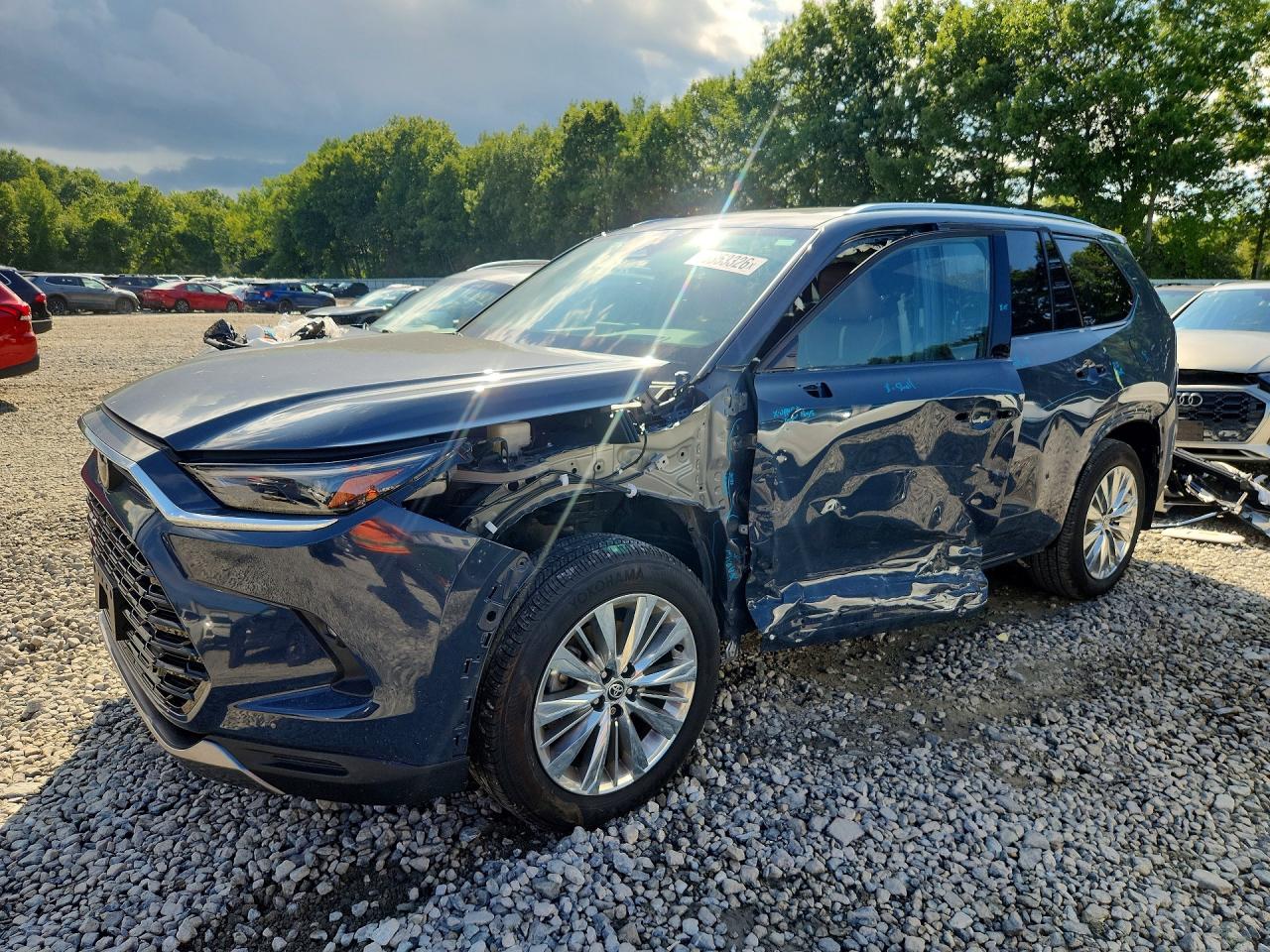 2025 TOYOTA GRAND HIGHLANDER PLATINUM