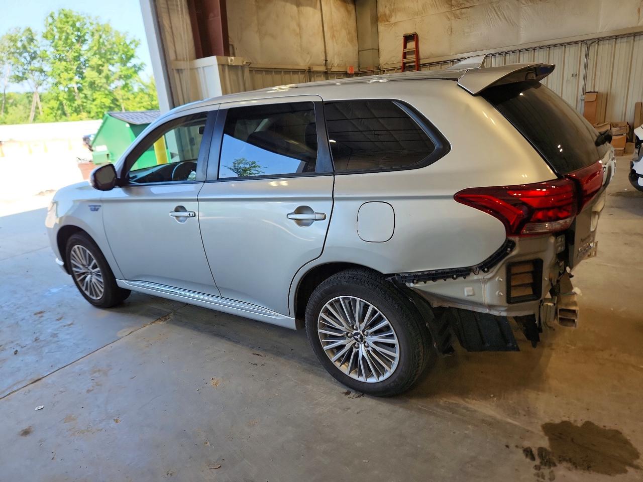 2020 MITSUBISHI OUTLANDER SEL — снимка 2