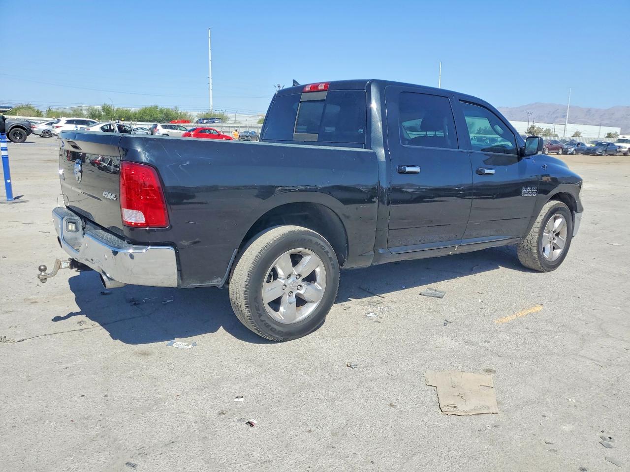 2016 RAM 1500 SLT — снимка 3
