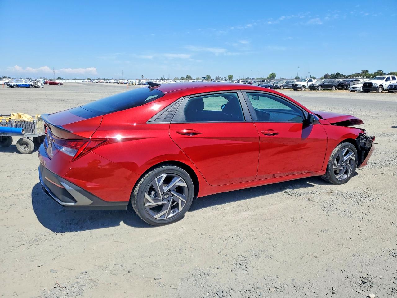 2025 HYUNDAI ELANTRA HYBRID SEL SPORT — снимка 3