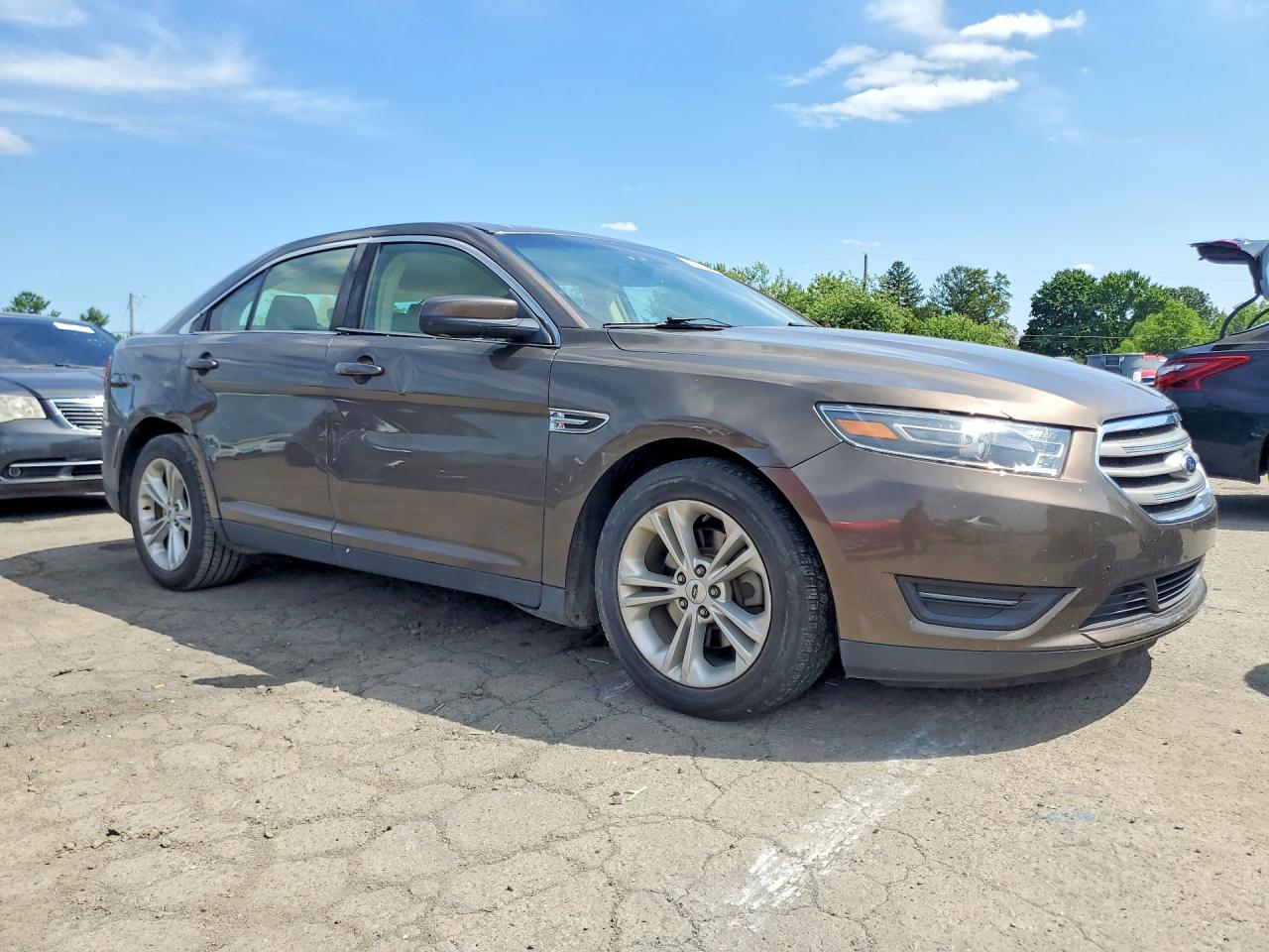 2015 FORD TAURUS SEL — снимка 4