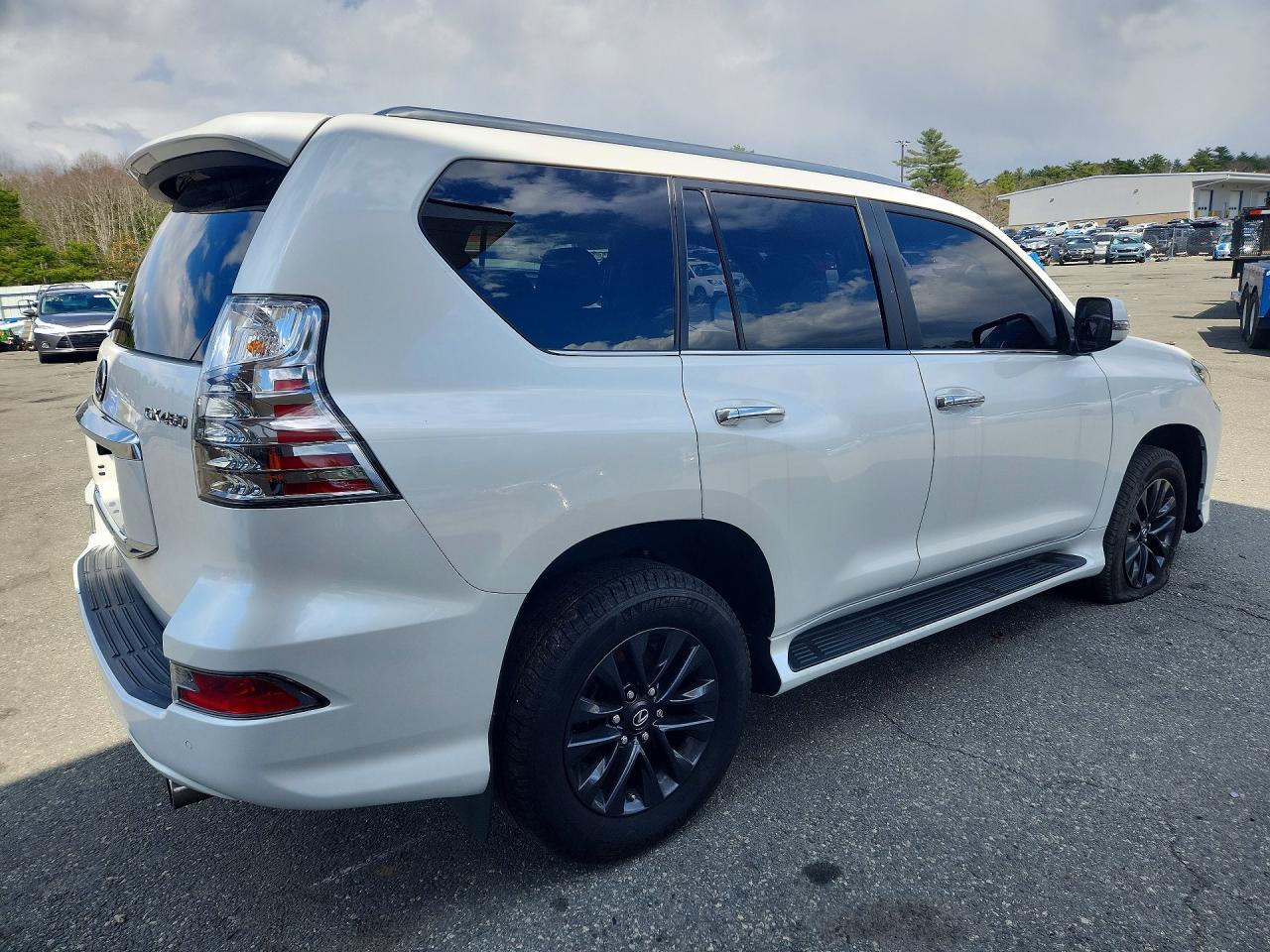 2023 LEXUS GX 460 — снимка 3