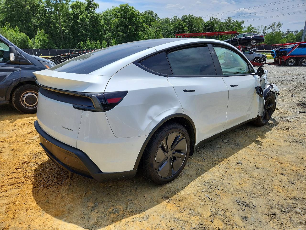 2026 TESLA MODEL Y — снимка 3