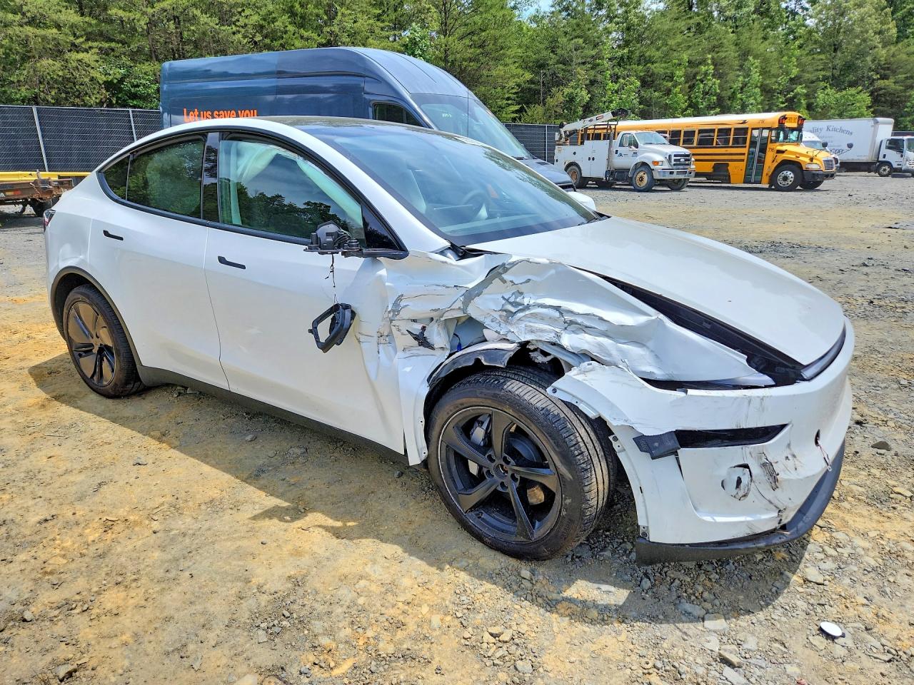 2026 TESLA MODEL Y — снимка 4