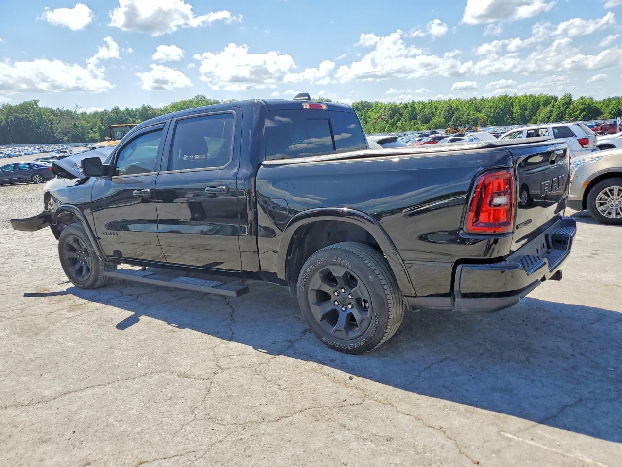 2025 RAM 1500 BIG HORN — снимка 2