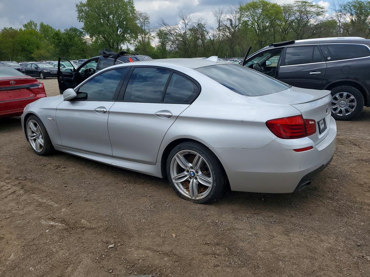 2013 BMW 550 XI — снимка 2