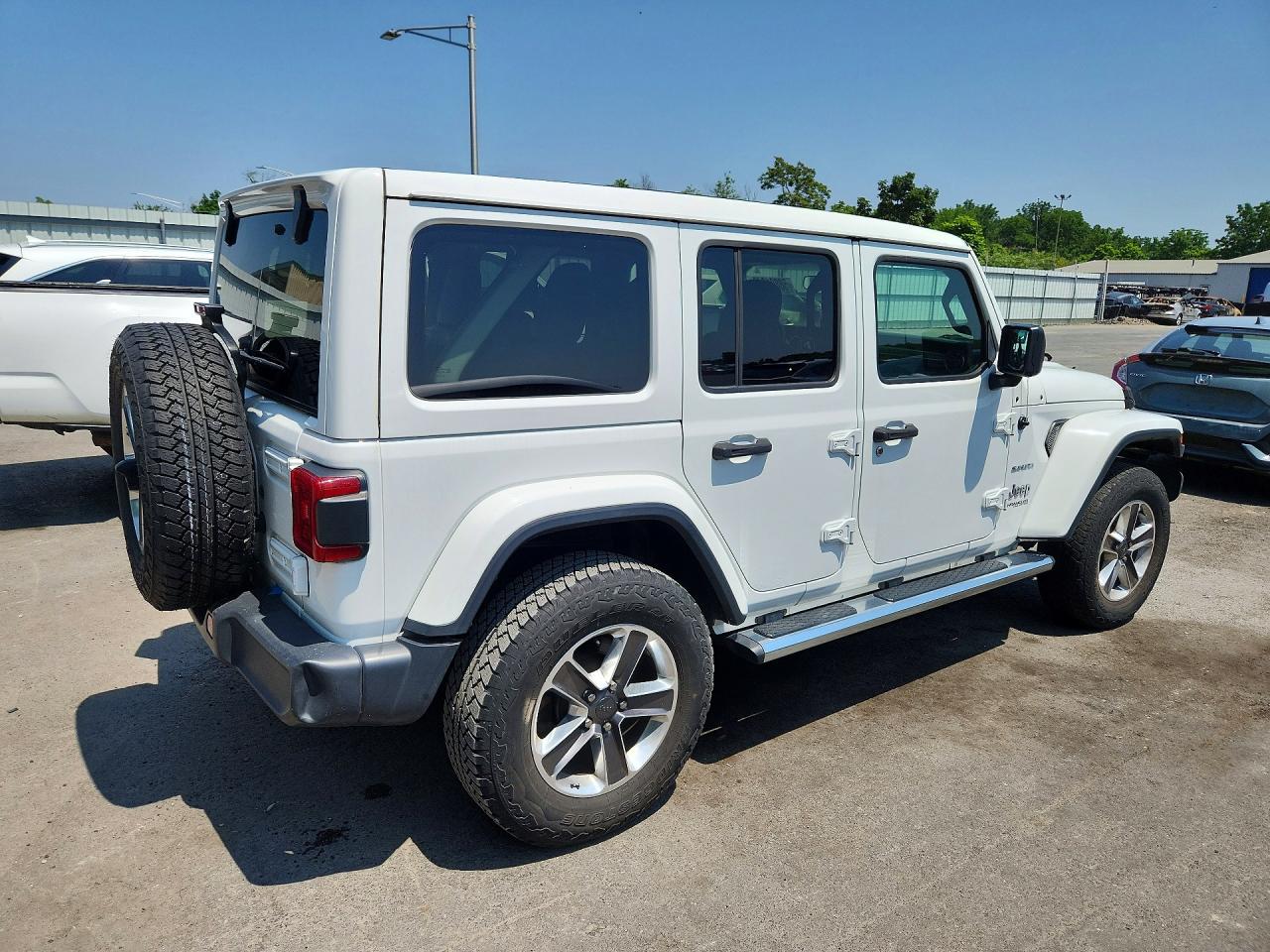 2020 JEEP WRANGLER UNLIMITED SAHARA — снимка 3