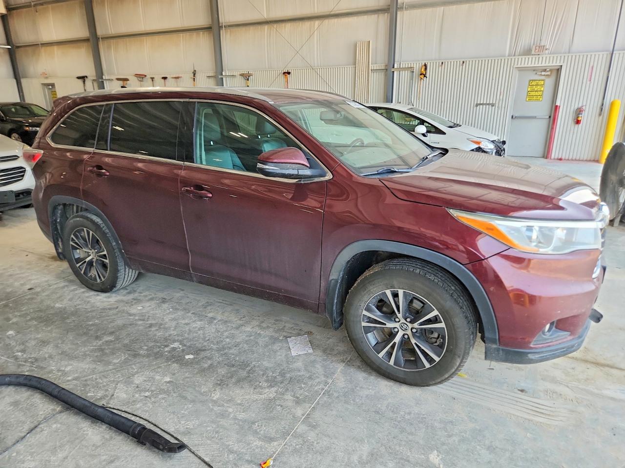 2016 TOYOTA HIGHLANDER XLE — снимка 4