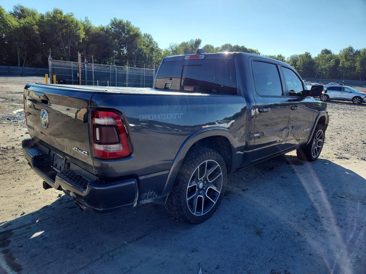 2021 RAM 1500 LARAMIE — снимка 3