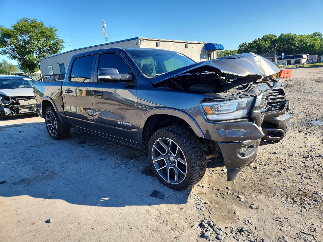 2021 RAM 1500 LARAMIE — снимка 4