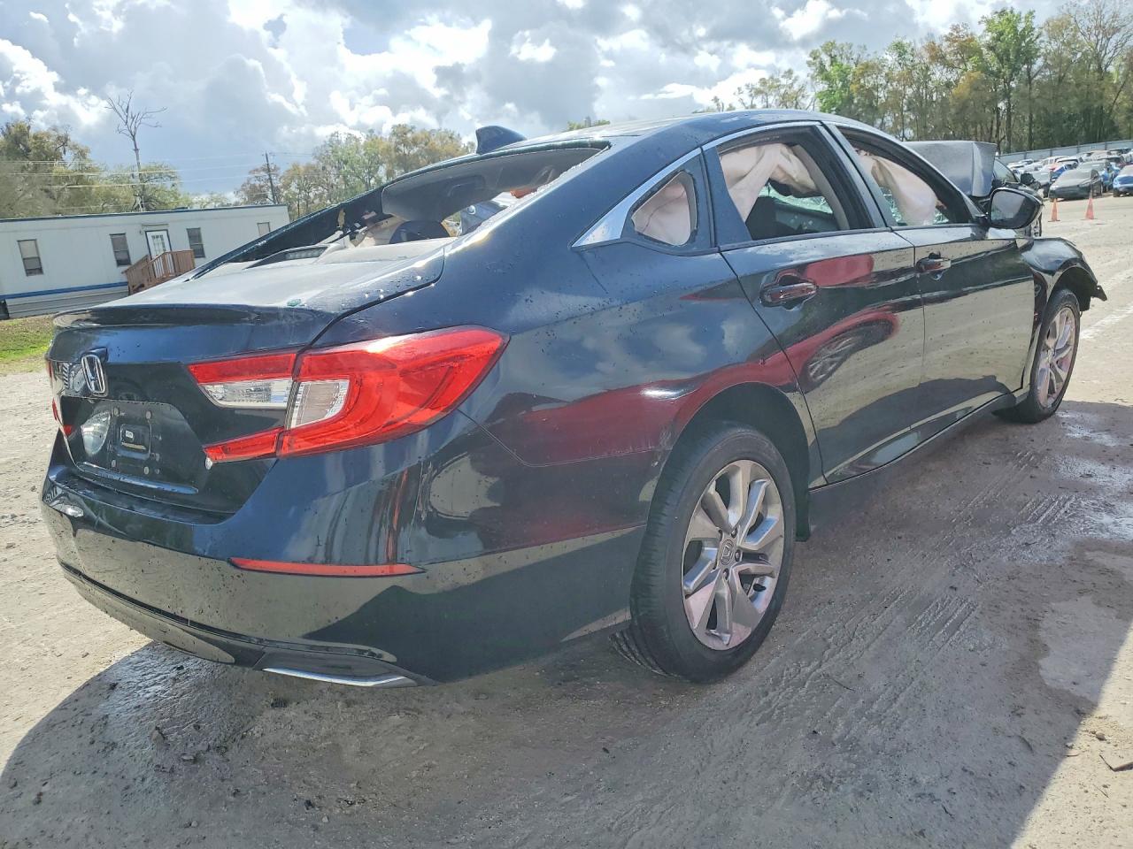 2018 HONDA ACCORD LX — снимка 3