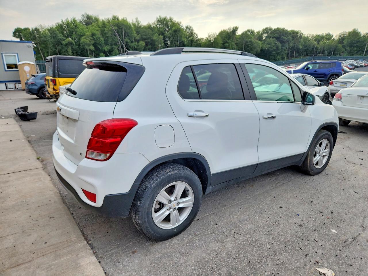 2018 CHEVROLET TRAX 1LT — снимка 3