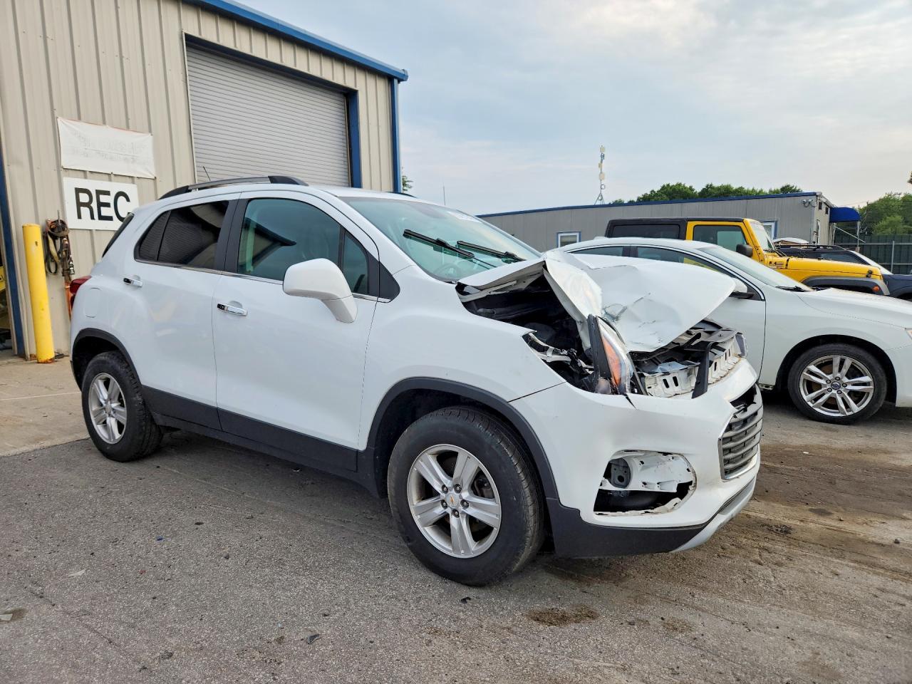 2018 CHEVROLET TRAX 1LT — снимка 4