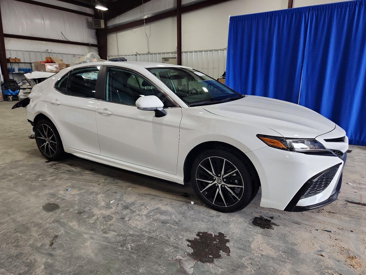 2024 TOYOTA CAMRY SE — снимка 4