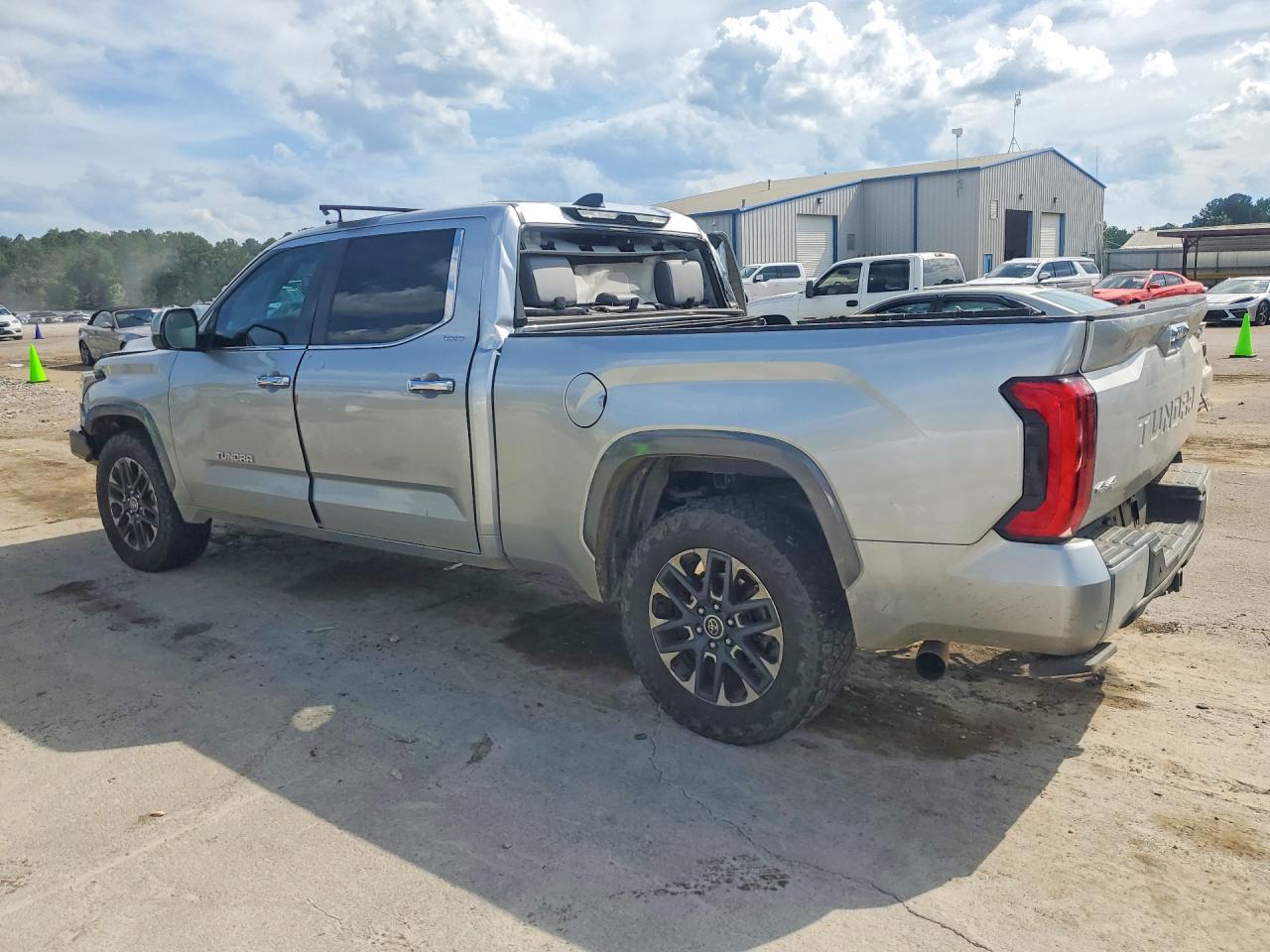 2024 TOYOTA TUNDRA CREWMAX LIMITED — снимка 2