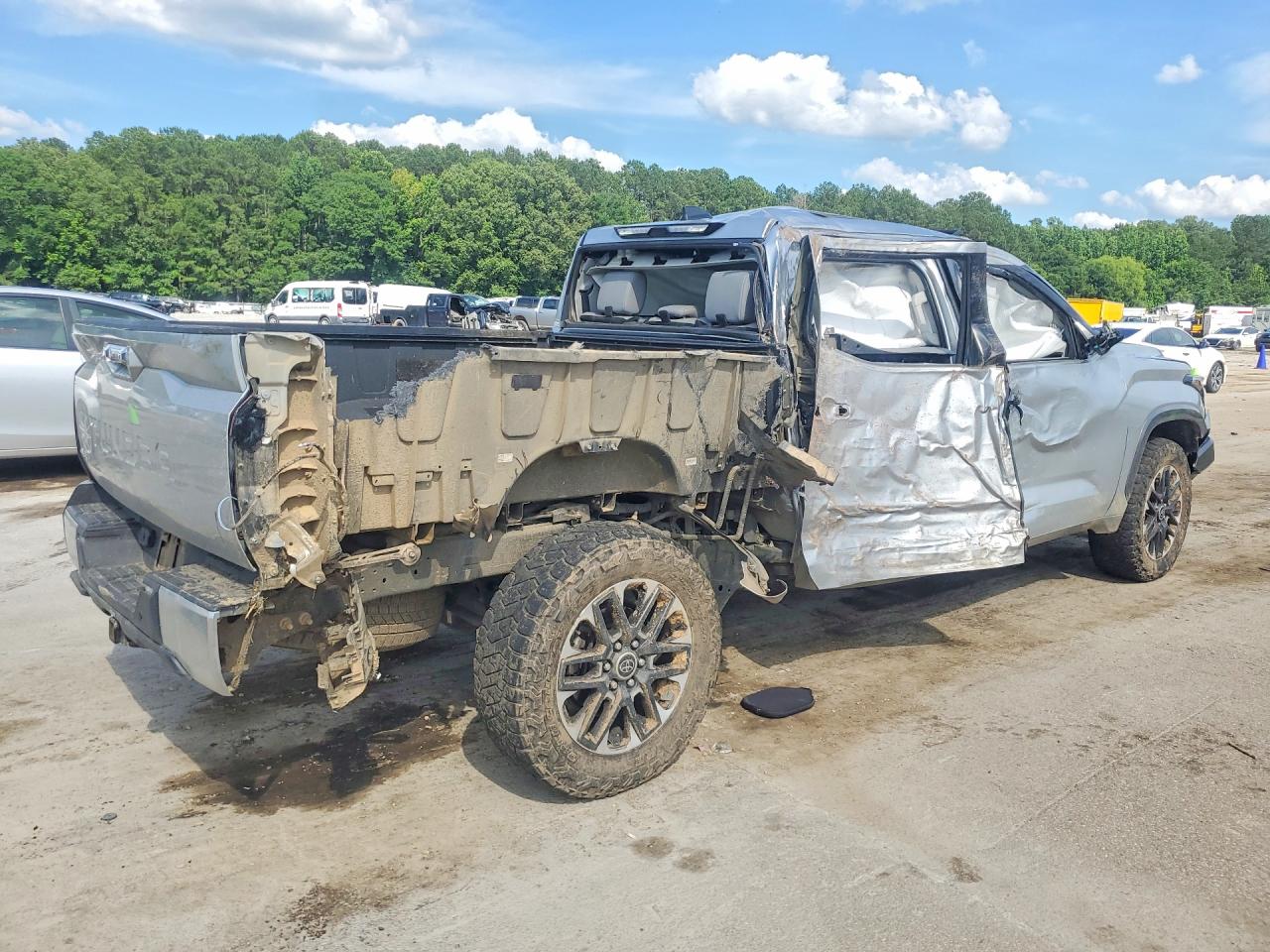 2024 TOYOTA TUNDRA CREWMAX LIMITED — снимка 3