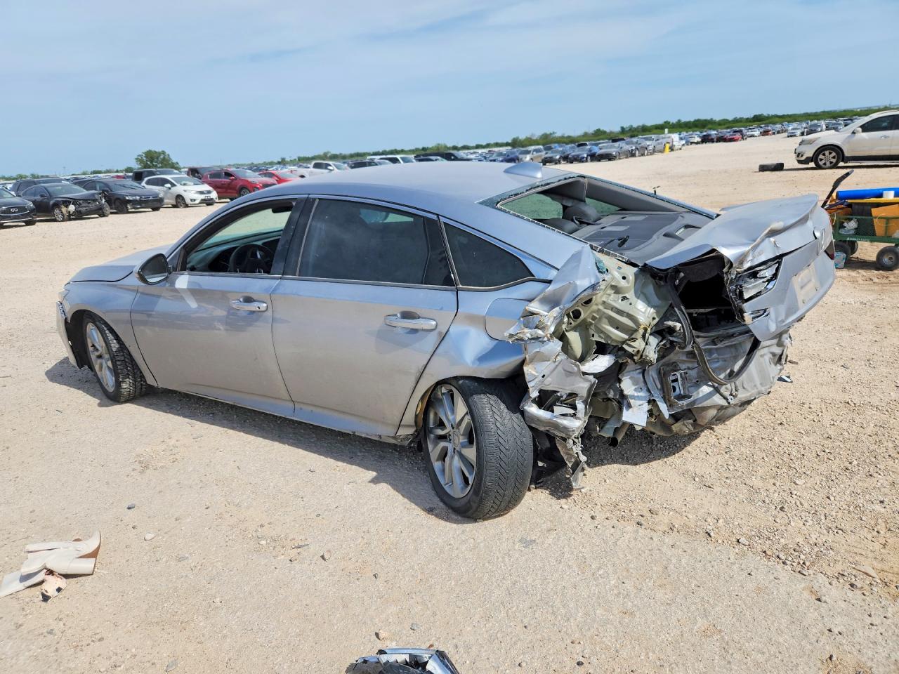 2020 HONDA ACCORD LX — снимка 2