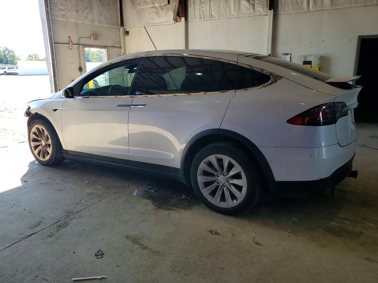 2020 TESLA MODEL X — снимка 2