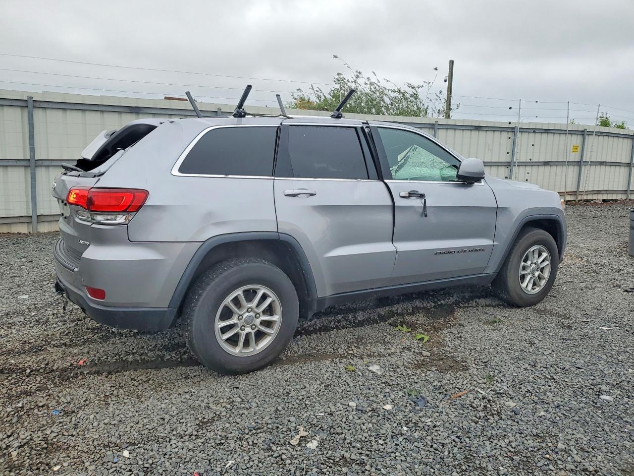 2020 JEEP GRAND CHEROKEE LAREDO — снимка 3