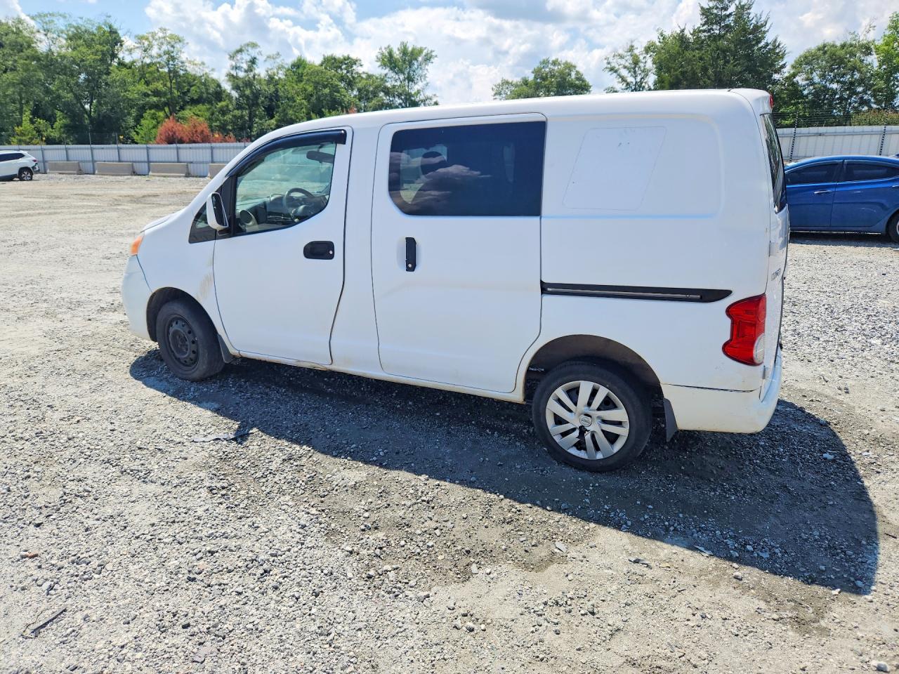 2016 NISSAN NV200 SV — снимка 2