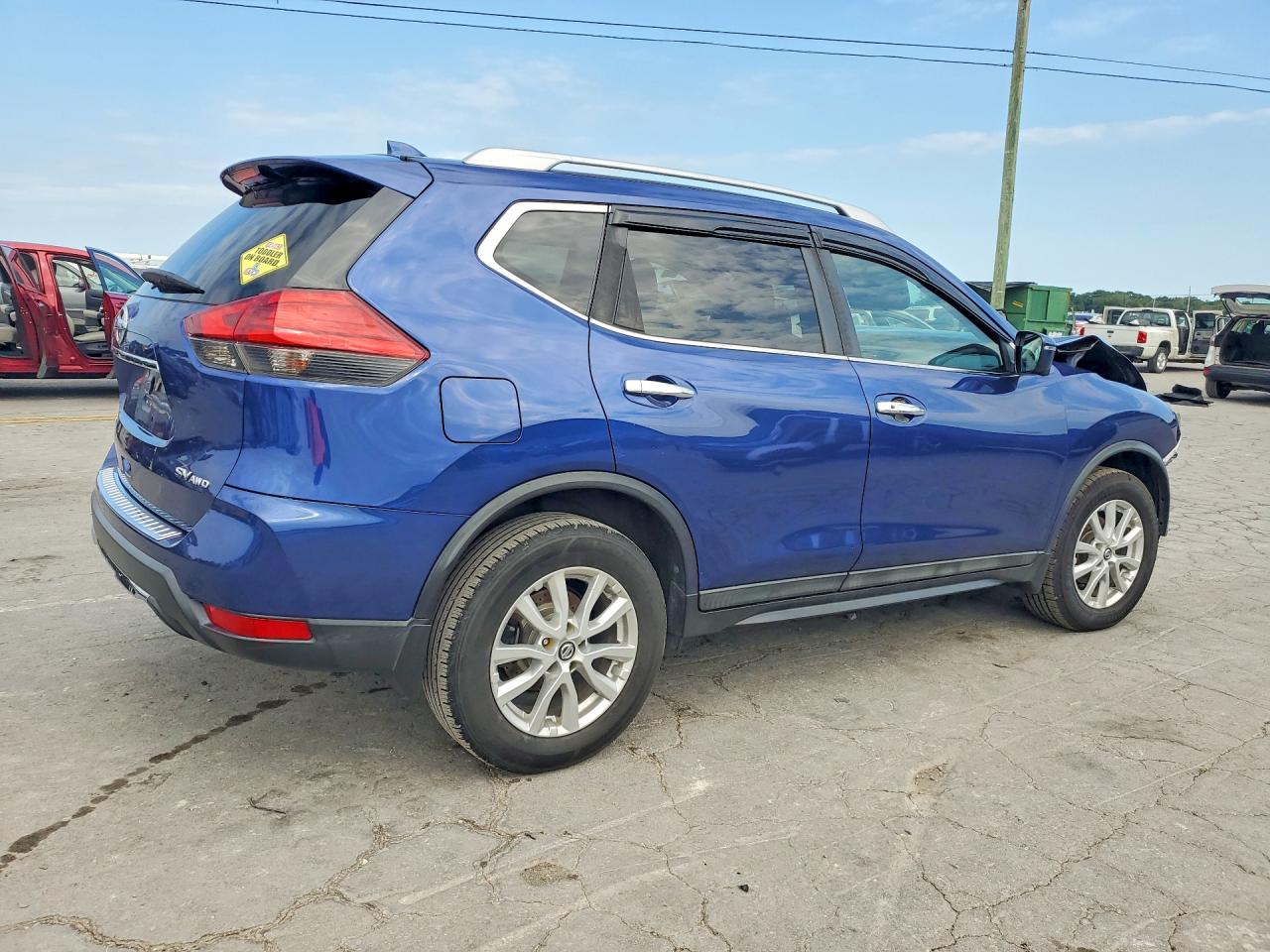 2017 NISSAN ROGUE SV — снимка 3