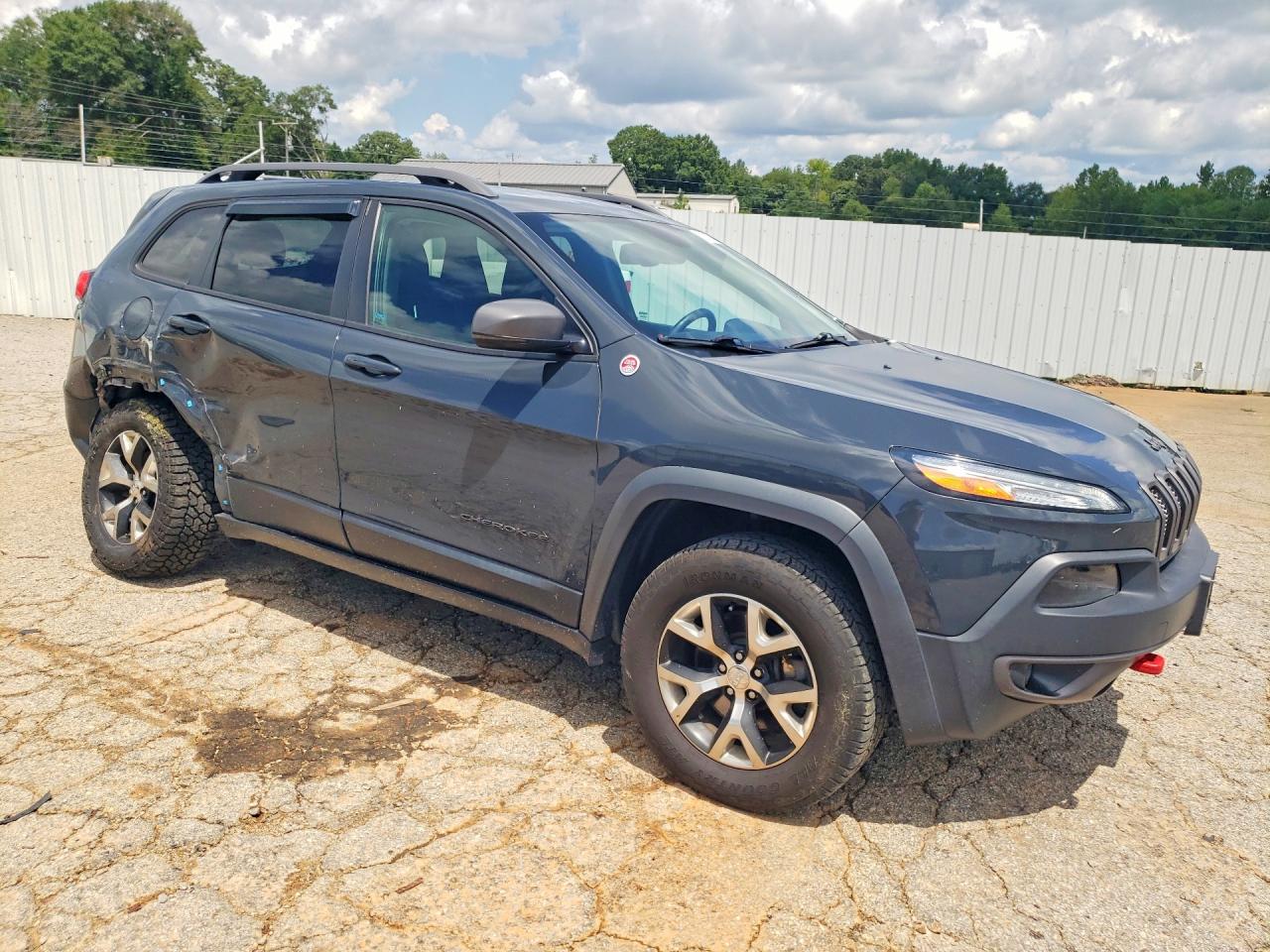 2017 JEEP CHEROKEE TRAILHAWK — снимка 4