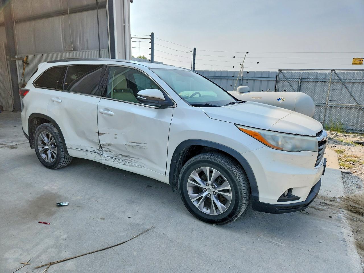 2015 TOYOTA HIGHLANDER XLE — снимка 4