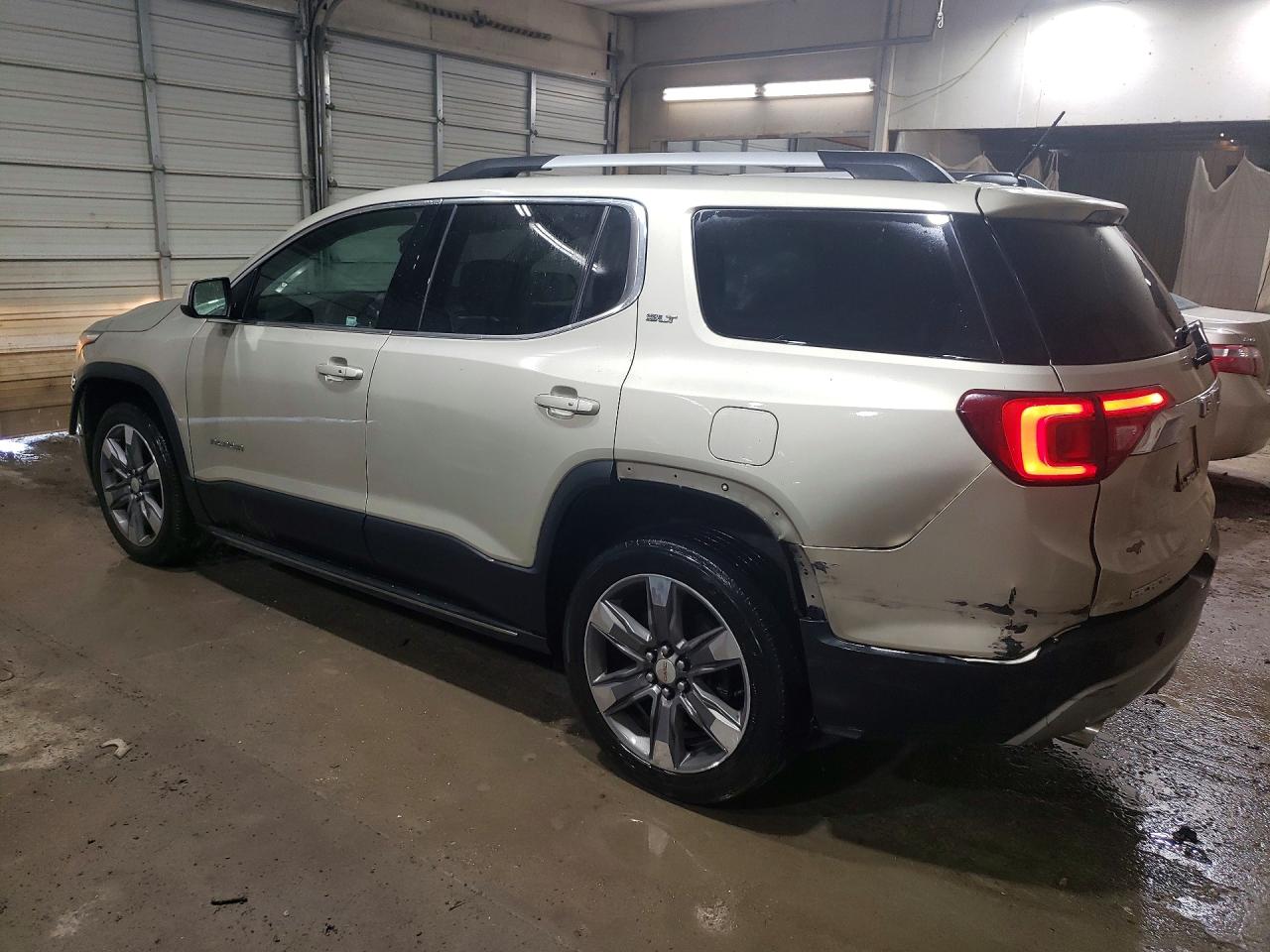2017 GMC ACADIA SLT-2 — снимка 2