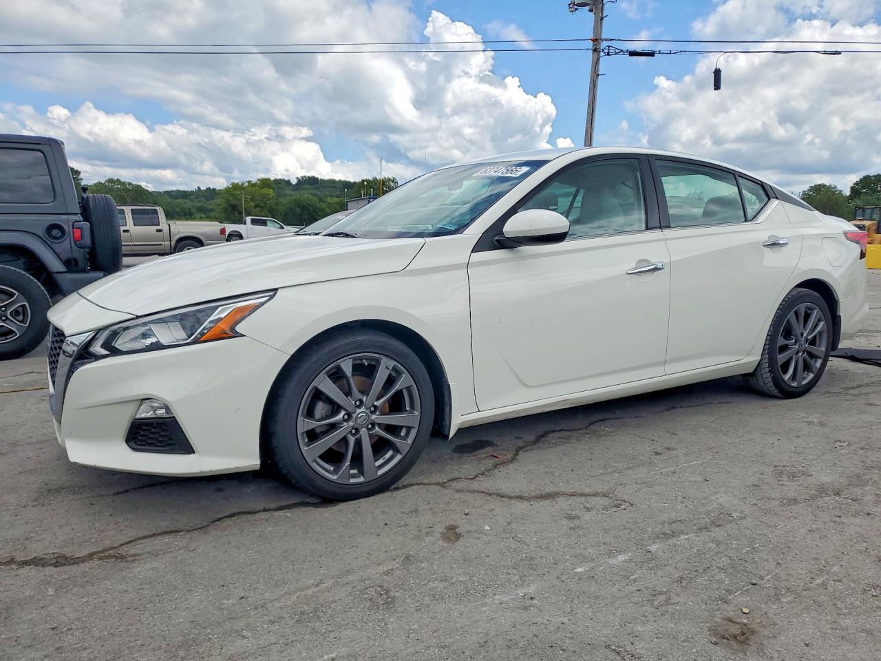 2019 NISSAN ALTIMA S