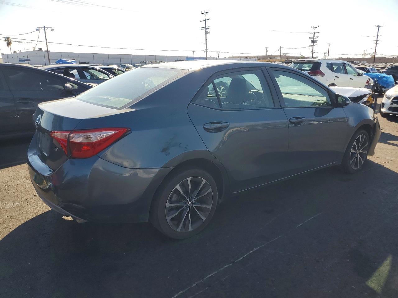 2017 TOYOTA COROLLA SE — снимка 3