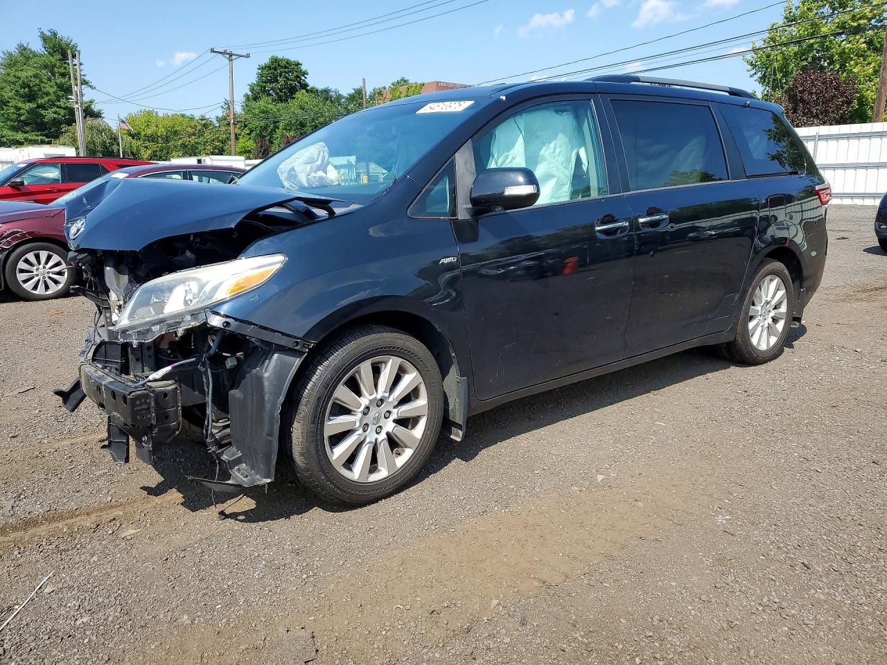 2016 TOYOTA SIENNA LIMITED PREMIUM 7-PASSENGER