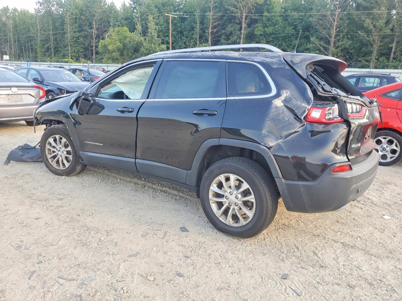 2019 JEEP CHEROKEE LATITUDE — снимка 2