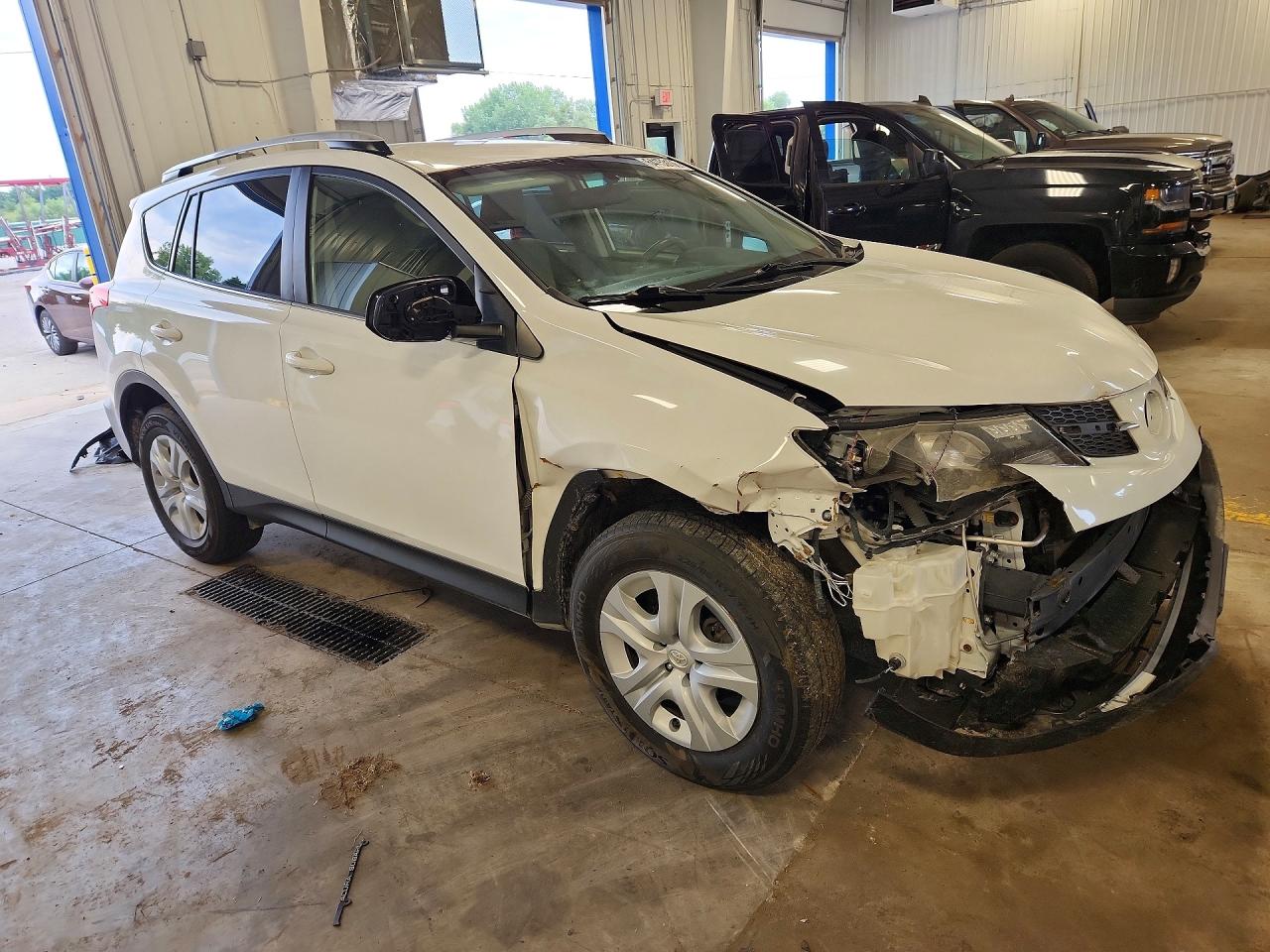2015 TOYOTA RAV4 LE — снимка 4